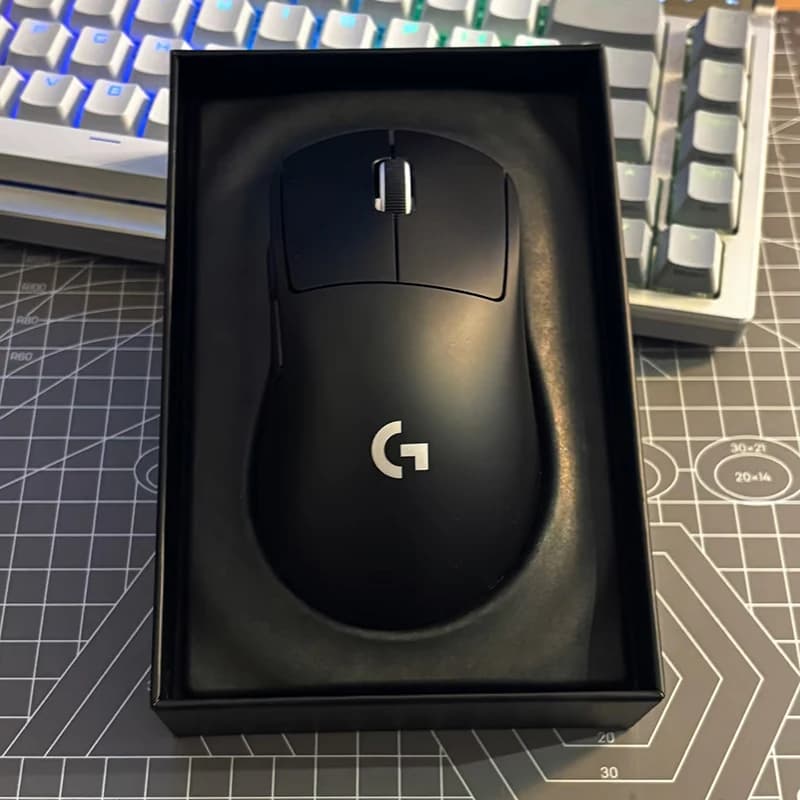 Mouse Gamer Sem Fio Logitech G PRO X SUPERLIGHT 2 DEX LIGHTSPEED Leve com Polling de 8kHz para PC e Gamers Profissionais de E-Sports